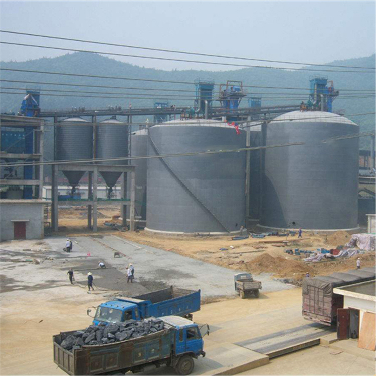 曲靖水泥钢板仓2座3000吨青岛项目进入施工